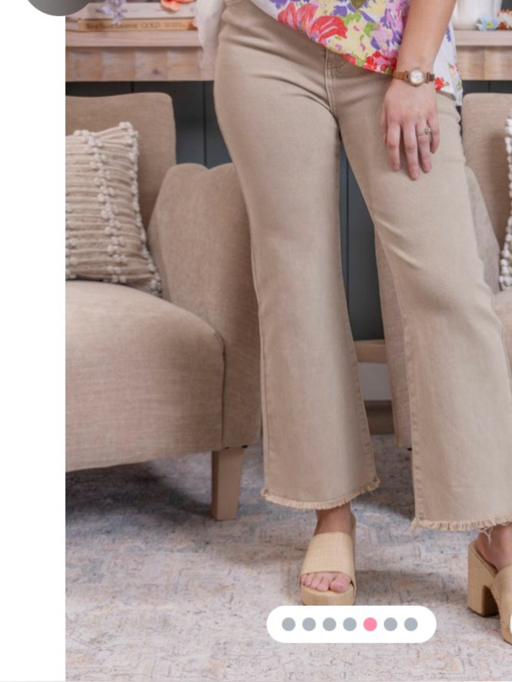 Zenana Beige Wide-Leg Frayed-Hem Crop Jeans “Ash Mocha” Color